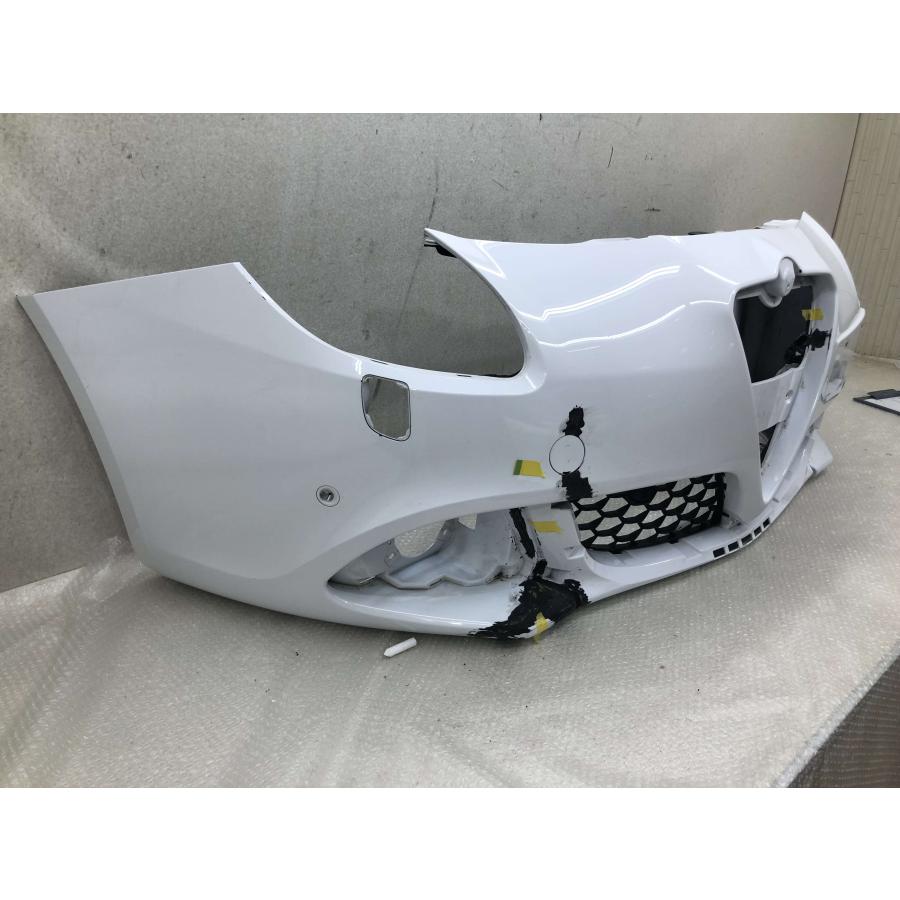 アルファロメオ ジュリエッタ 940 純正 フロントバンパー 50541741