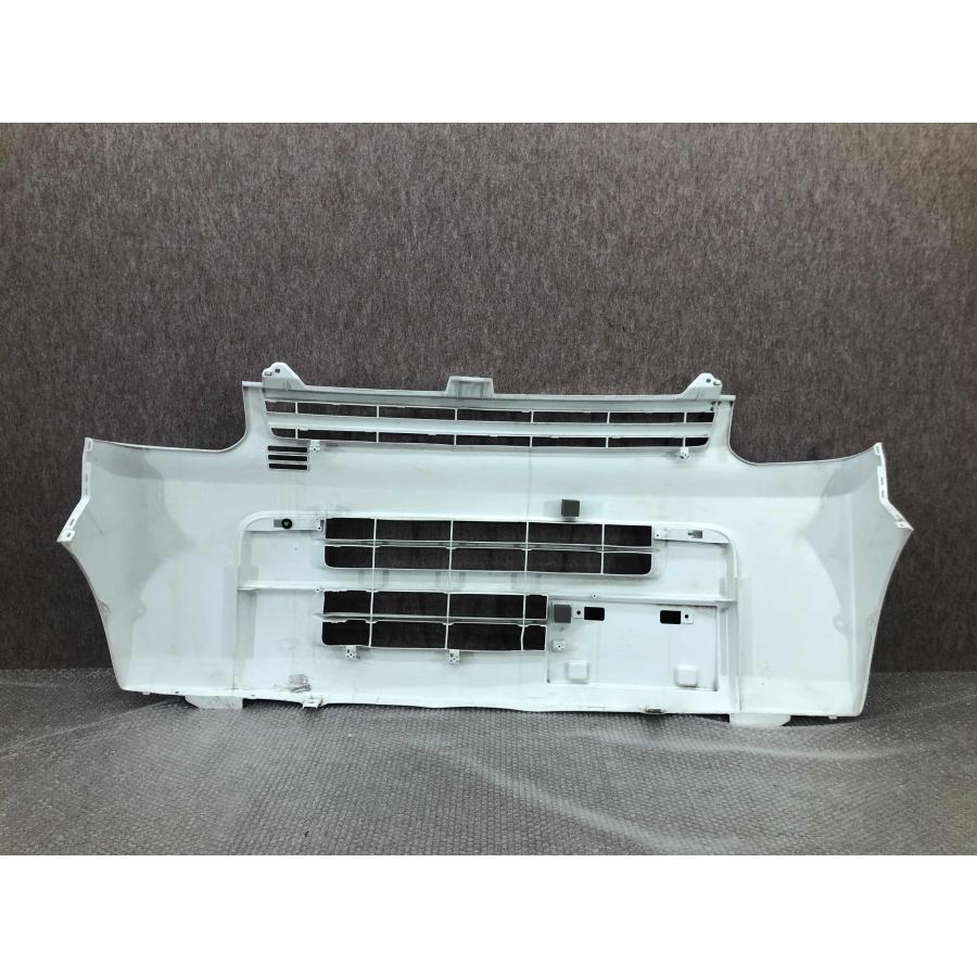 スズキ エブリィバン DA17V 純正 フロントバンパー 71711-64P1 : 拓海