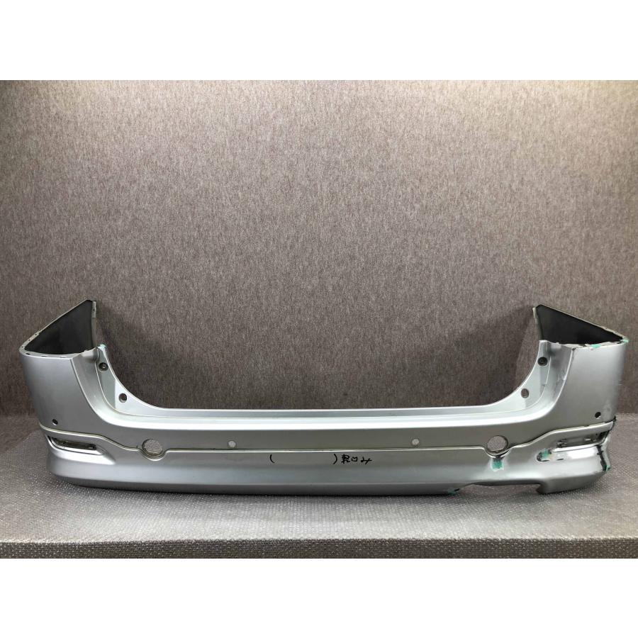 み LA5895* アルファード GGH20W/後期 リアバンパー/サポート