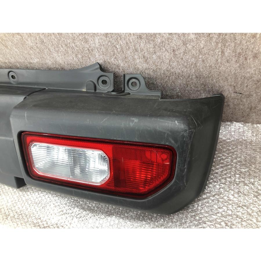 ジムニー JB64W 純正 リアバンパー テールライト付き 71811-77R : 拓海