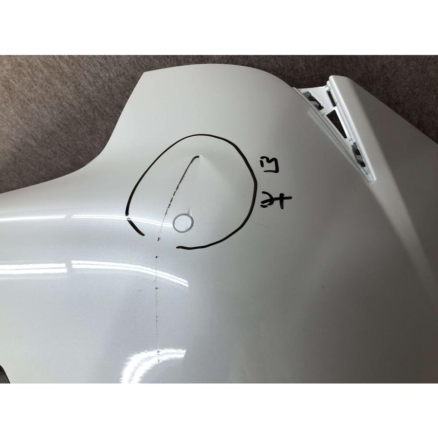 トヨタ プリウス MXWH60 純正 リアバンパー 52453-47080 52159-47230
