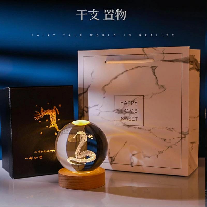 干支置物 巳 蛇 ヘビ へび クリスタルボール 飾り 縁起物 風水 開運