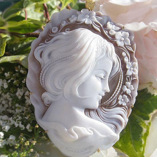 18金 K18 三層シェルカメオ 帽子 シェルカメオブローチペンダント