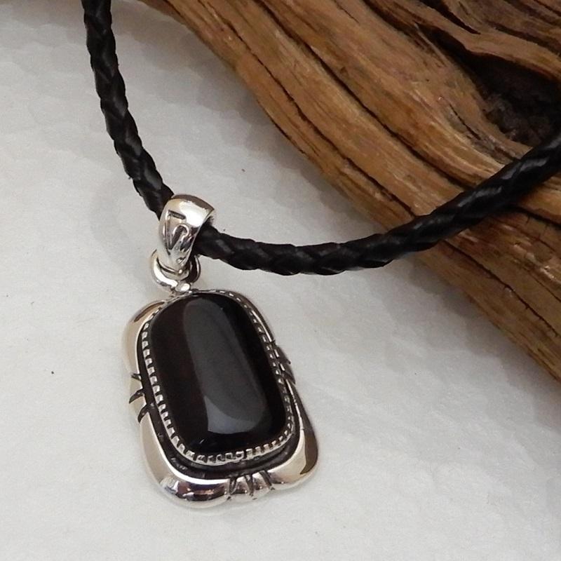 ネックレス メンズ シルバー925 オニキス ネックレス メンズ ペンダントトップ レザーネックレス 革紐 チョーカー シルバーネックレス メンズ 100 point |  | 04