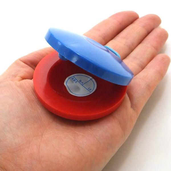 カスタネット 赤青 楽器 学校用 教育 学用品 学童 音楽 おもちゃ 打楽器 玩具 メール便対応 1通15個までok 08 3126 100円 ベビーグッズ Yahoo 店 通販 Yahoo ショッピング