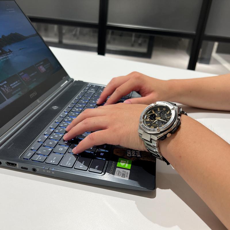 カシオ Gショック G-SHOCK Gスチール ソーラー電波 GST-W110D-1A9JF