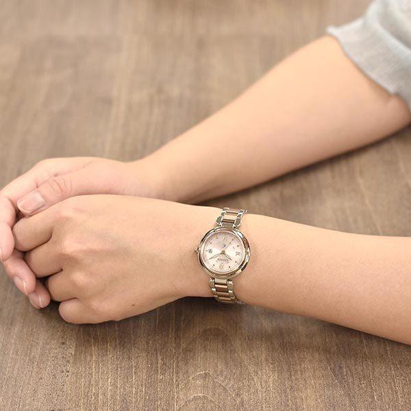 シチズン クロスシー XC mizu collection エコ・ドライブ電波時計 広告