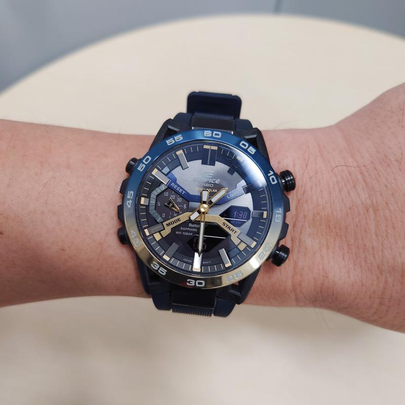 カシオ エディフィス EDIFICE Nighttime Drive Series ECB-2000YNP-1AJF メンズ 爆買の画像