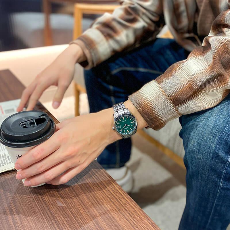 シチズンコレクション CITIZENCOLLECTION ダイレクトフライト CB0261-53W メンズ ソーラー 爆買の画像