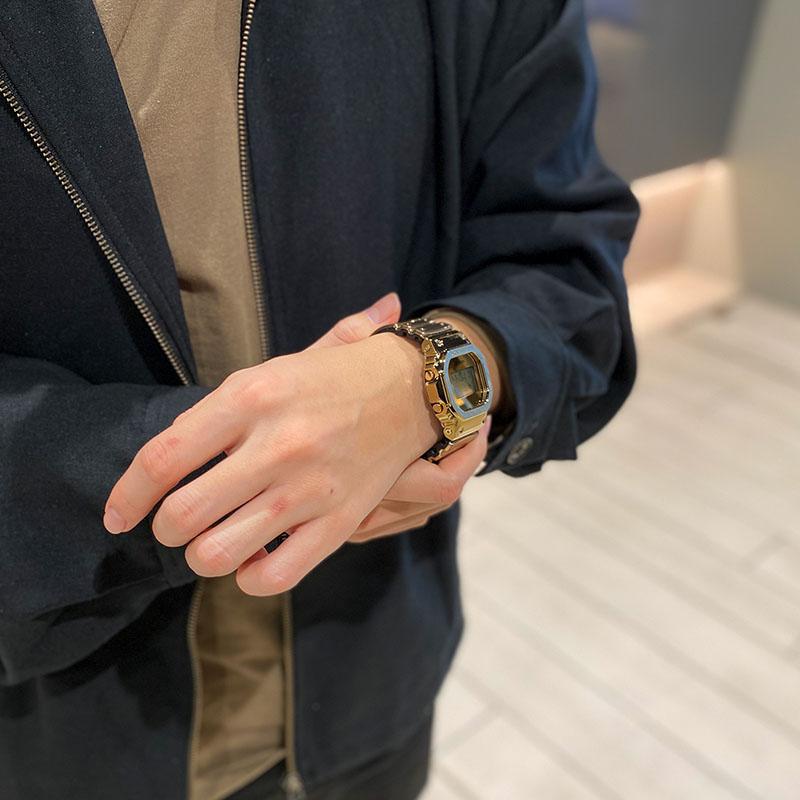 カシオ Ｇショック G-SHOCK FINE METALLIC SERIES GM-5600YMG-9JF メンズ プレゼント 軽量 爆買の画像