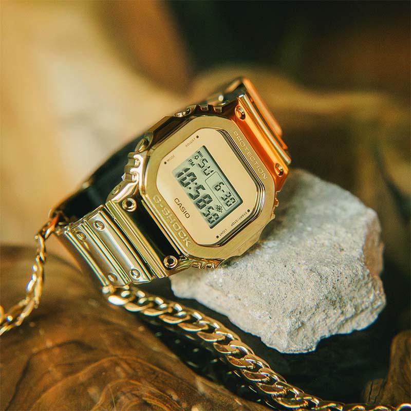 G-SHOCK カシオ Gショック FINE METALLIC SERIES GM-5600YMG-9JF