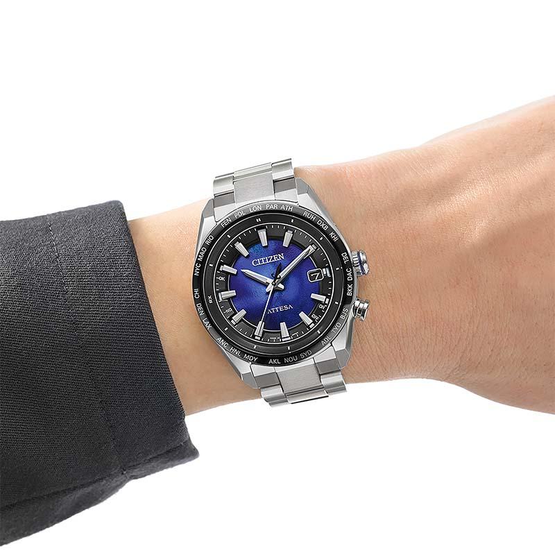 シチズン アテッサ ATTESA UNITE with BLUE ACT Line 世界限定2000本  CB0288-65L メンズ ソーラー電波 チタン 爆買の画像