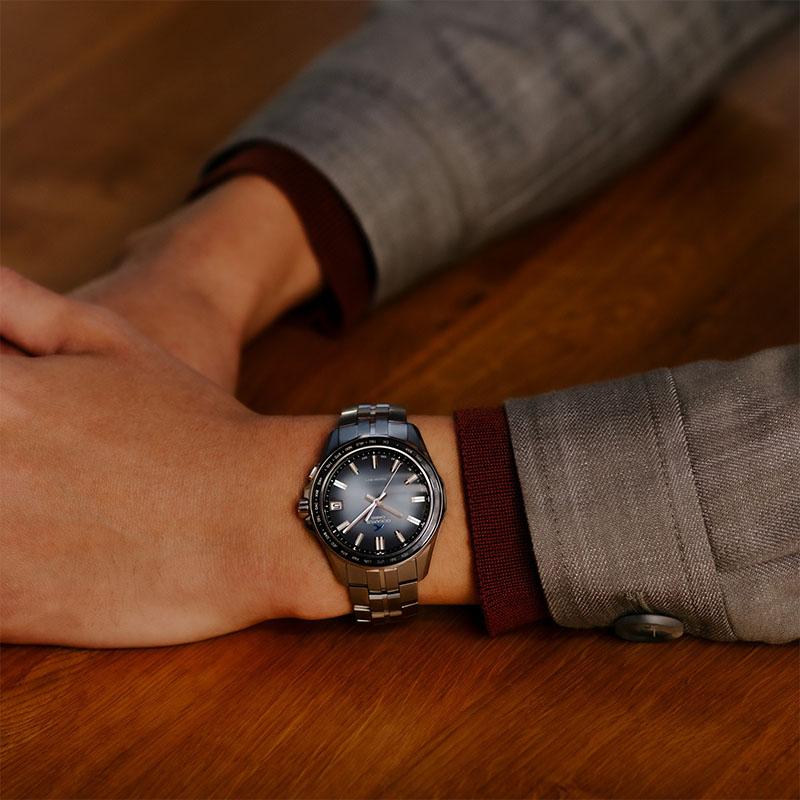 カシオ オシアナス Retro Tone Collection OCEANUS OCW-S400RA-2AJF  男性 爆買の画像