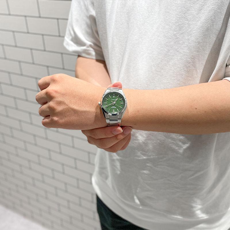 カシオ エディフィス EDIFICE EFK-100YD-3AJF 男性 爆買の画像