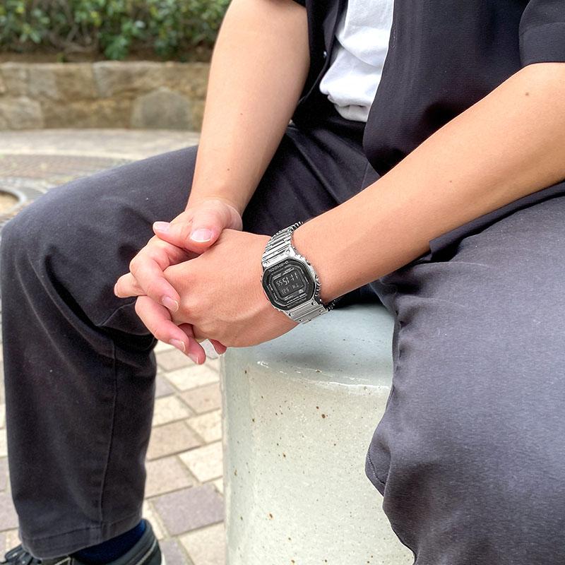 カシオ G-SHOCK Gショック GMW-B5000BT-1JF 男性 フルメタル ソーラー電波 爆買の画像