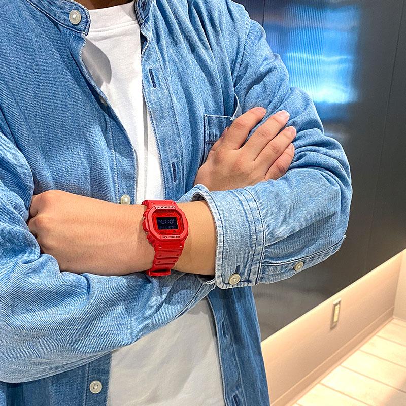 カシオ Gショック G-SHOCK DW-5600RRB-4JF 男性 5600シリーズ 爆買の画像