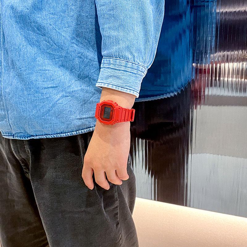 カシオ Gショック G-SHOCK DW-5600RRB-4JF 男性 5600シリーズ 爆買の画像