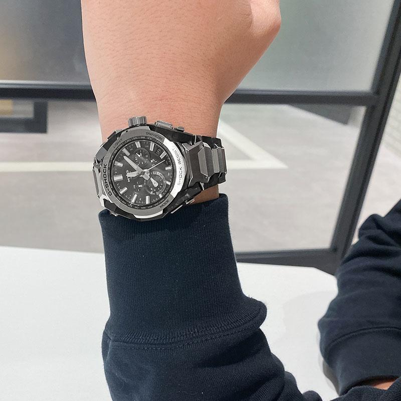 カシオ Gショック G-SHOCK MT-G MTG-B4000D-1AJF 男性 メンズ CACIO Bluetooth ソーラー電波 爆買の画像