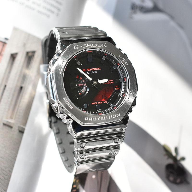 カシオ Gショック CASIO G-SHOCK FINE METALLIC SERIES GM-2100YRA-8AJF 男性 ファインメタリック オクタゴン 爆買の画像