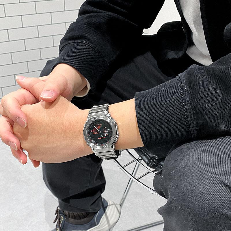 カシオ Gショック CASIO G-SHOCK FINE METALLIC SERIES GM-2100YRA-8AJF 男性 ファインメタリック オクタゴン 爆買の画像