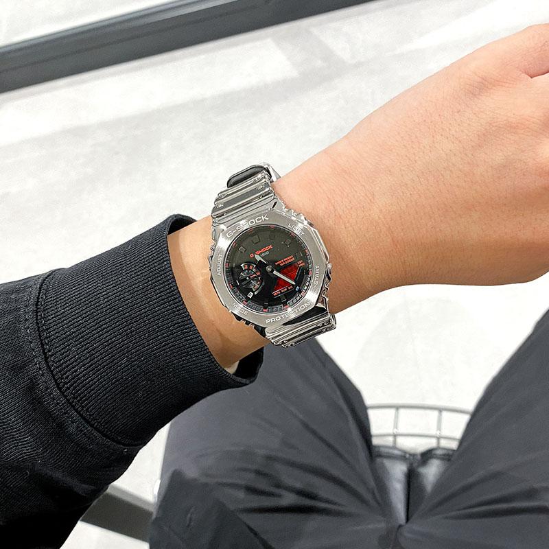 カシオ Gショック CASIO G-SHOCK FINE METALLIC SERIES GM-2100YRA-8AJF 男性 ファインメタリック オクタゴン 爆買の画像