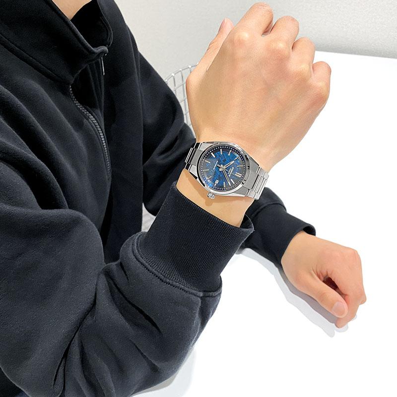 カシオ エディフィス EDIFICE AUTOMATIC EFK-110D-2AJF 男性 オートマチック メカニカル 爆買の画像