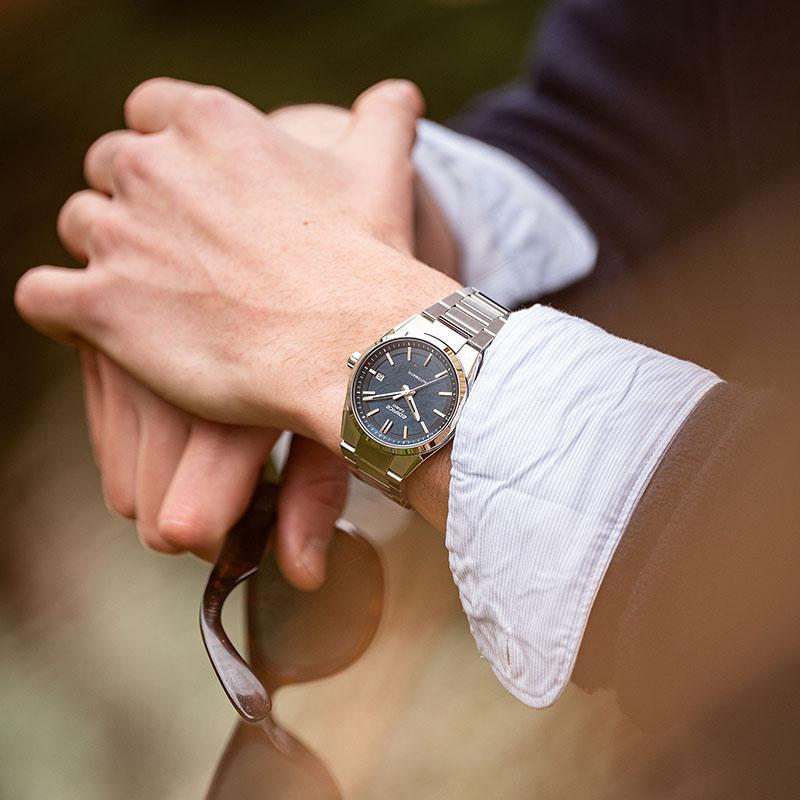 カシオ エディフィス EDIFICE AUTOMATIC EFK-110D-2AJF 男性 オートマチック メカニカル 爆買の画像