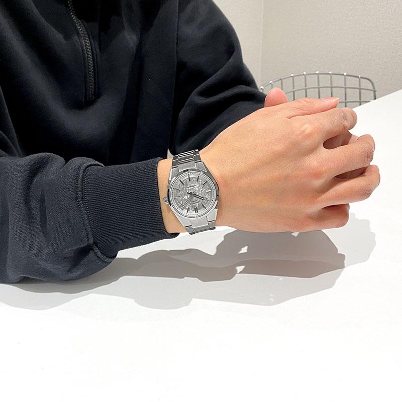 カシオ エディフィス EDIFICE AUTOMATIC EFK-110D-7AJF 男性 オートマチック メカニカル 爆買の画像