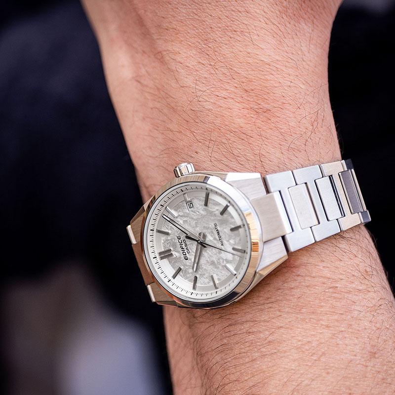 カシオ エディフィス EDIFICE AUTOMATIC EFK-110D-7AJF 男性 オートマチック メカニカル 爆買の画像