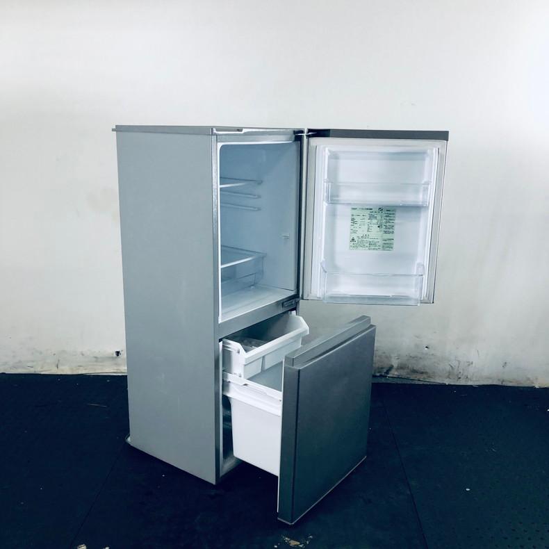 【中古】 アクア AQUA 冷蔵庫 一人暮らし 2019年製 2ドア 126L シルバー ファン式 右開き AQR-13H(S)