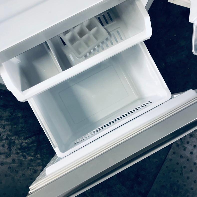 【中古】 アクア AQUA 冷蔵庫 一人暮らし 2019年製 2ドア 126L シルバー ファン式 右開き AQR-13H(S)