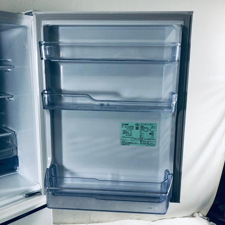 三菱（MITSUBISHI） 冷蔵庫 中古 MITSUBISHI MR-CX33D-W 2018年製 3