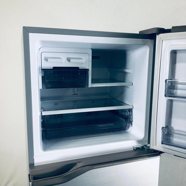 ID:rc12862 【自社配送エリア内限定】パナソニック Panasonic 冷蔵庫 一人暮らし 中古 2019年製 2ドア 248L シルバー 直冷式 右開き NR-B250T-SS  【リユース品：状態B】【送料無料】【設置費用無料】 Panasonic（パナソニック） 冷蔵庫 中古 Panasonic NR-B250T-SS 2019年