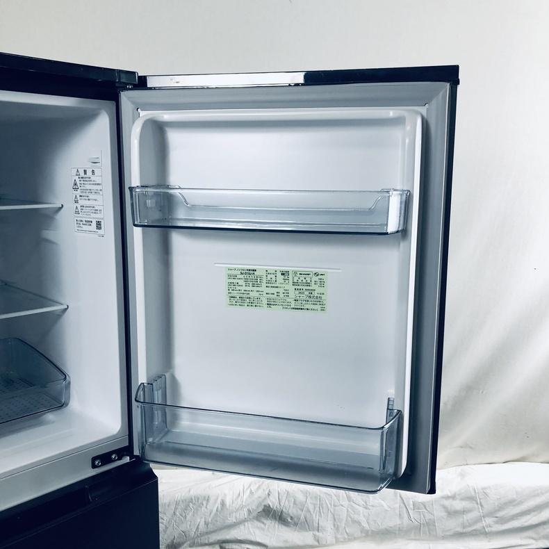 冷蔵庫 中古 シャープ SHARP SJ-D15J-H 2023年製 2ドア 152L ダークグレー ファン式 両方開き 一人暮らし 大きめの画像