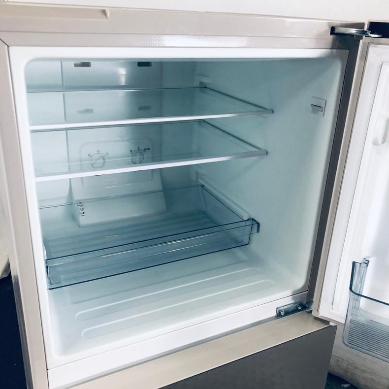 ツインバード  冷蔵庫 KHR-EJ15　中古品 146L 2019年 ツインバード 冷蔵庫 KHR-EJ15 中古品 146L 2019年