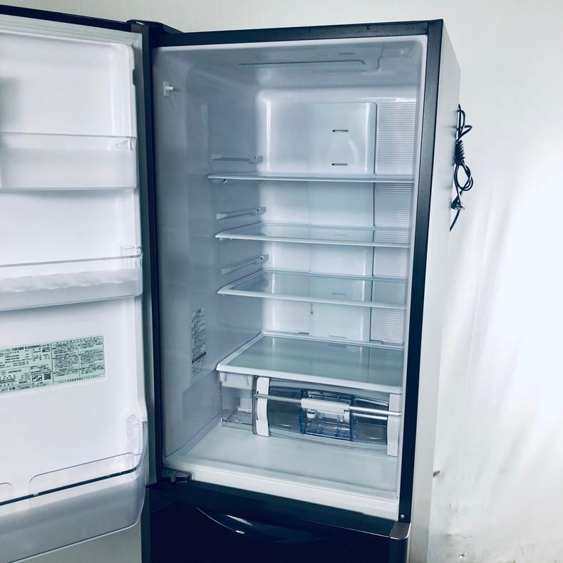 HITACHI 冷蔵庫320L 2017年製