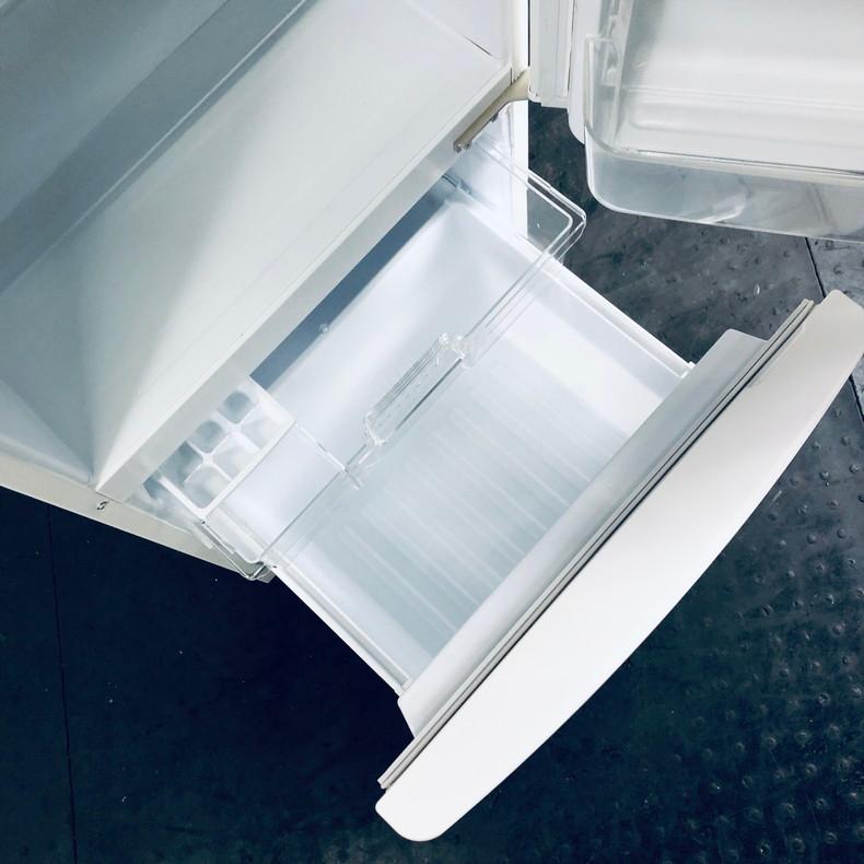 R70138 【中古】パナソニック 小型 冷凍 冷蔵庫 NR-B177W-T