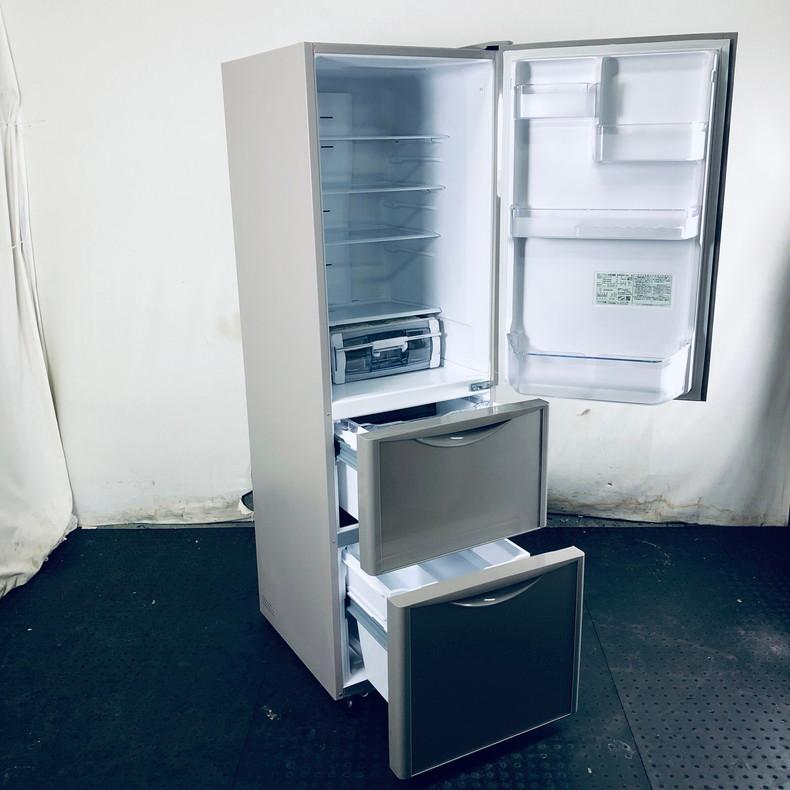 日立　冷蔵庫　R-S32JV　2019年製　中古品 日立 冷蔵庫 R-S32JV 2019年製 中古品