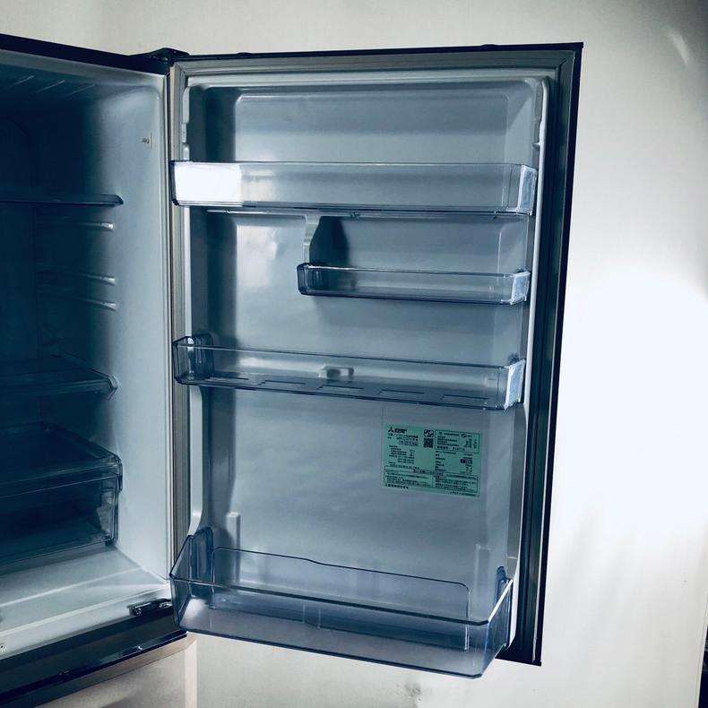 MITSUBISHI 3ドア冷蔵庫 MR-C37Y-P 2015年製