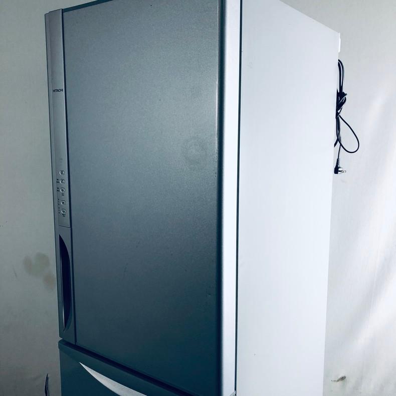 HITACHI 冷蔵庫 シルバー 3ドア 5/1受渡済)ZYJT9999【HITACHI/日立 3ドア冷蔵庫】2020年製 R-V32NV-K
