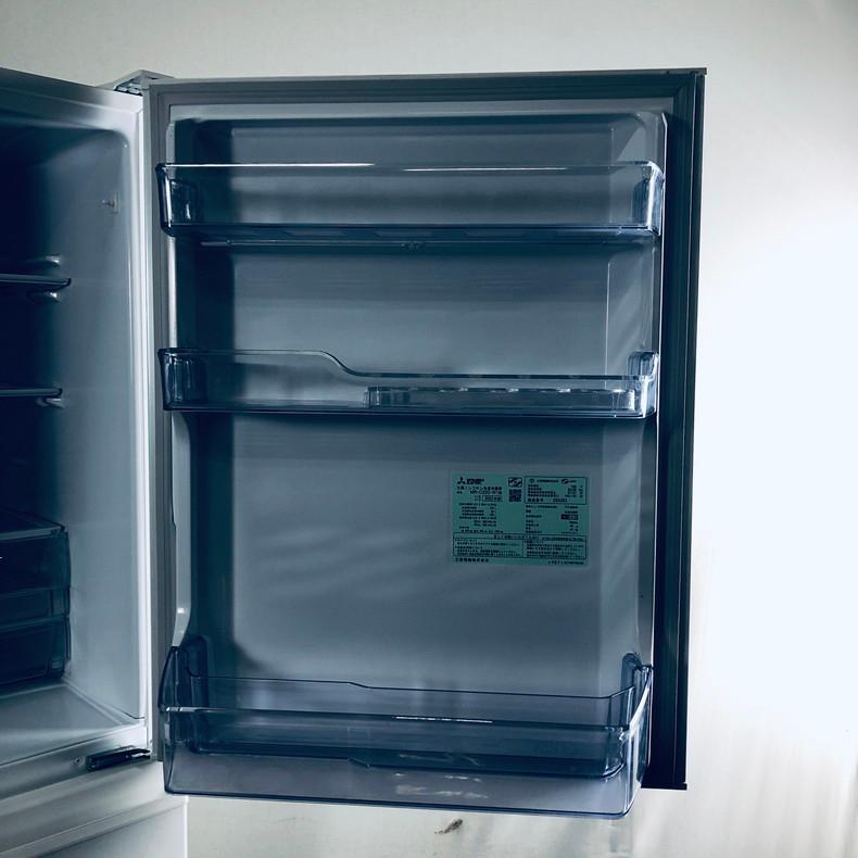 高年式】 2022年式 330L 三菱 冷蔵庫 MR-C33G-W1 中古高年式