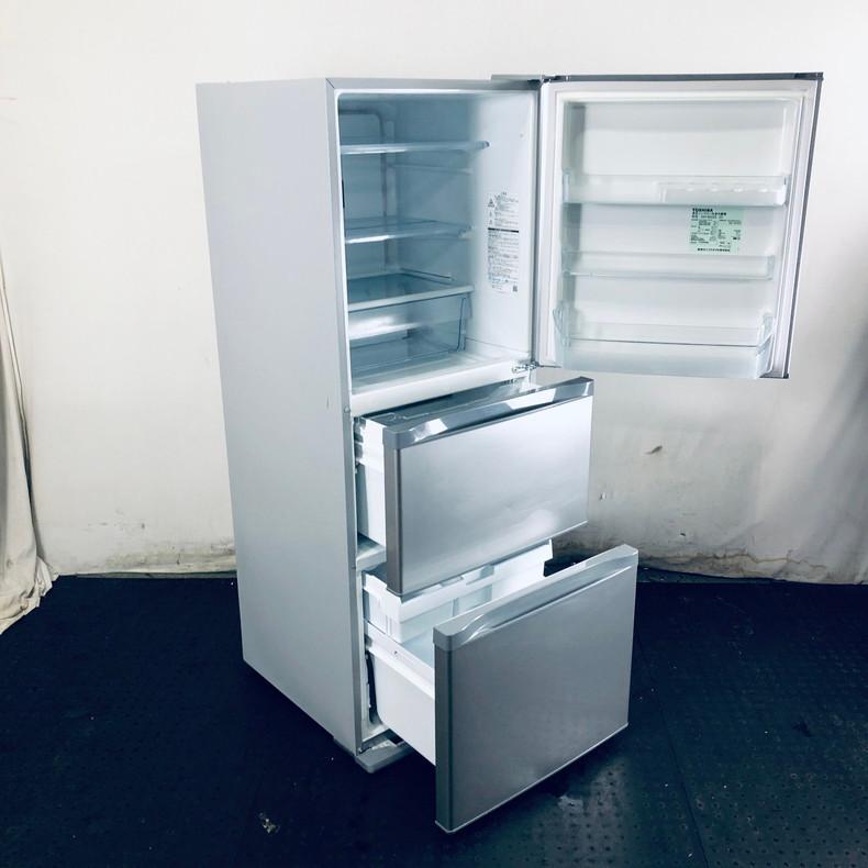 【美品】2019年製 TOSHIBA 3ドア　冷蔵庫　330L TOSHIBA 3ドア冷凍冷蔵庫 GR-M33S 2019年 330L 右開き