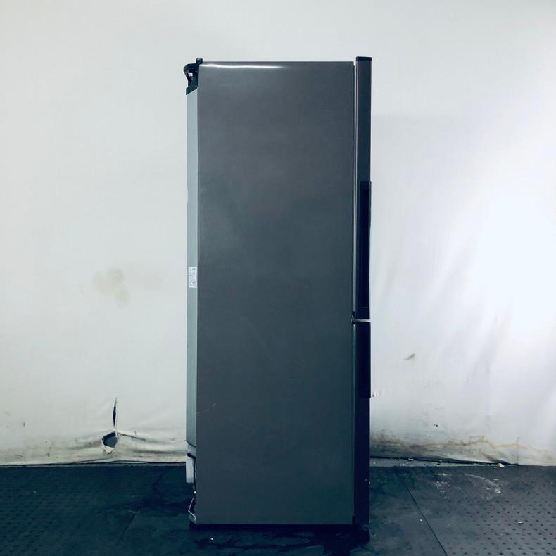 リサイクルサービス八光】2016年製シャープ [冷蔵庫 （271L・右開き