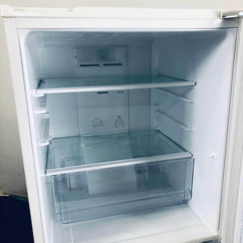 送料無料！2018年製 AQUA AQR-16G 157L 2ドア冷蔵庫