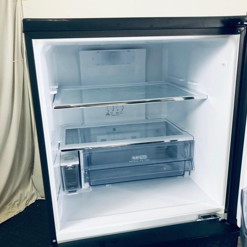 AQUAアクア 3ドア冷蔵庫 AQR-SV24H 2019年製