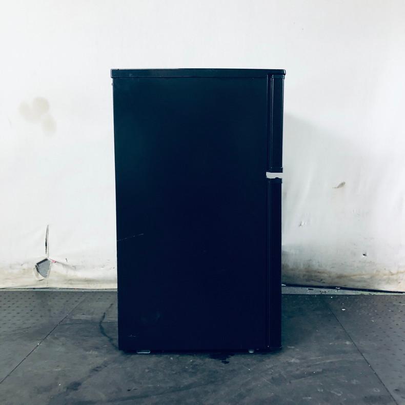 未開封 COMFEE 冷蔵庫 90L 2ドア ブラック RCT90BL(E) コンフィー(COMFEE') COMFEE' 冷蔵庫 90L 2ドア 右開き ブラック