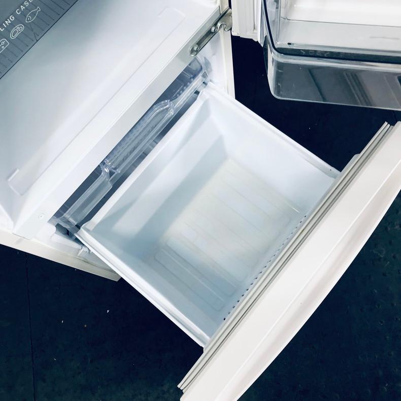 送料込み 冷凍冷蔵庫 MR-P15G-W 中古 2022年製 三菱 冷蔵庫 中古 MITSUBISHI MR-P15G-W1 2022年製 2ドア 146L