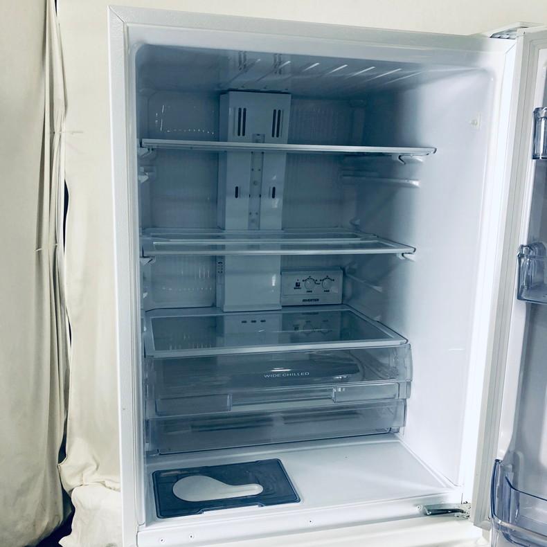 【中古】 【自社配送エリア内限定】 三菱 MITSUBISHI 冷蔵庫 2022年製 3ドア 330L ホワイト ファン式 右開き MR-C33G-W ファミリー 大型 300L以上 送料無料 設置無料 地域限定 埼玉 東京 千葉 神奈川 RANK_B 三菱（MITSUBISHI） 冷蔵庫 中古 MITSUBISHI MR-C33G-W 2022年製 3ドア