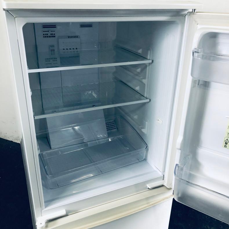 冷蔵庫 中古 シャープ SHARP SJ-C14A-W 2015年製 2ドア 137L  