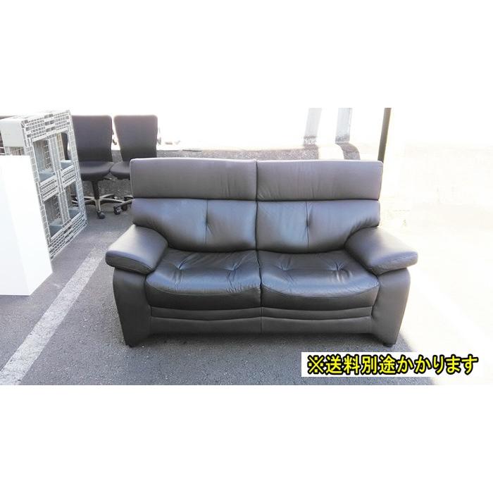 中古)(一部地域送料無料)2人掛けソファ 本革張り ダーク 中古)(一部地域送料無料)2人掛けソファ 本革張り ダーク